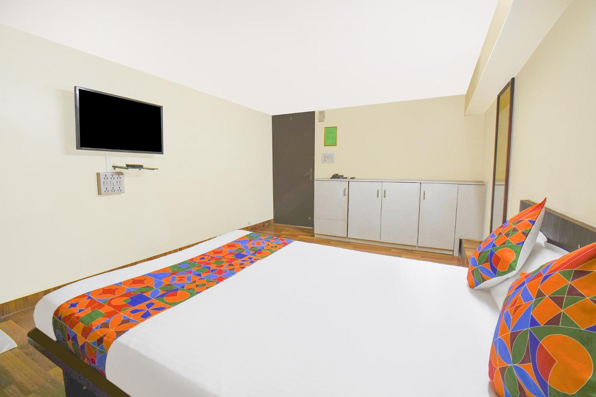 Treebo Trip Shagun Executive Nirala Bazar Hotel Aurangabad  Exterior foto