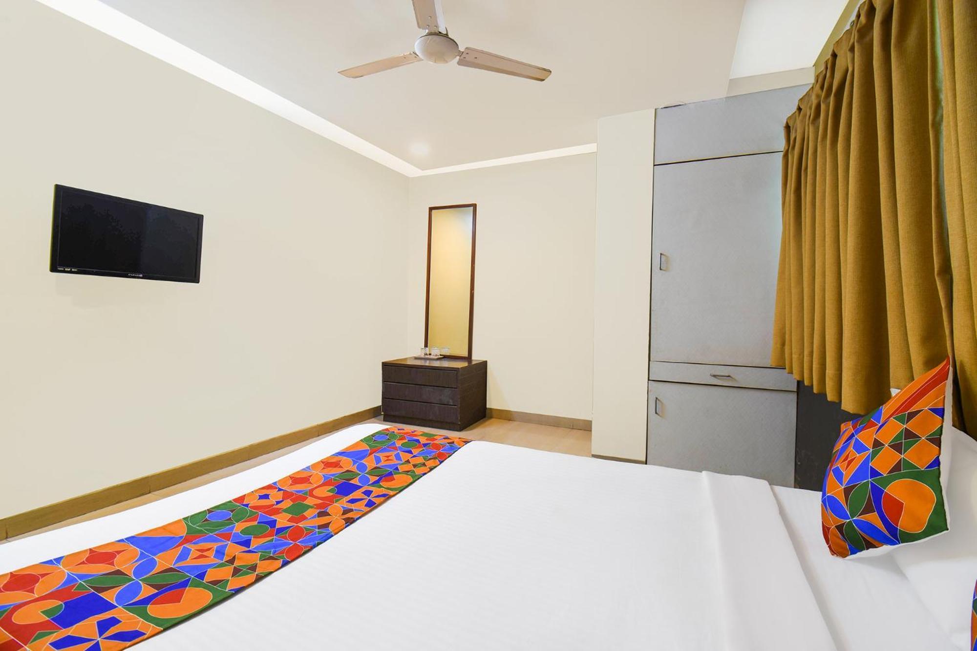 Treebo Trip Shagun Executive Nirala Bazar Hotel Aurangabad  Exterior foto